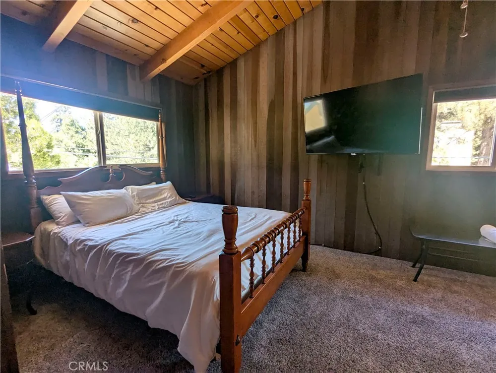 33597 Green Valley Lake Road Green Valley Lake, CA 92341