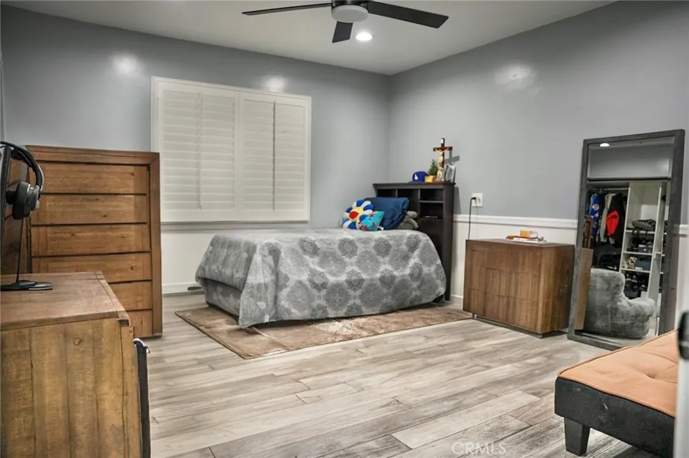 8346 Lexington Downey, CA 90241