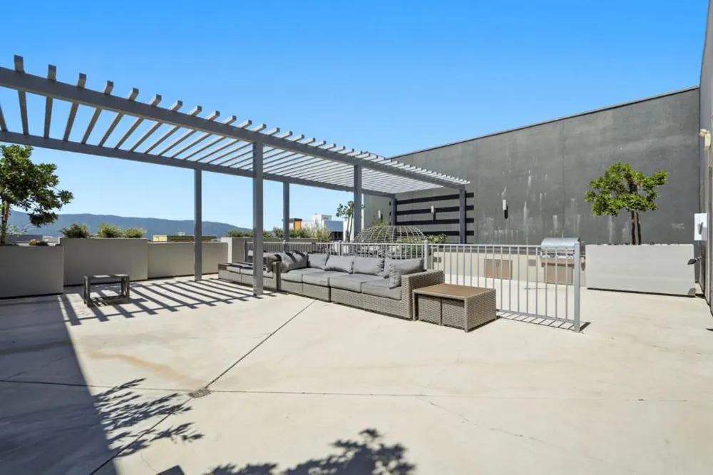 287 Llano De Los Robles Avenue #9 San Jose, CA 95136