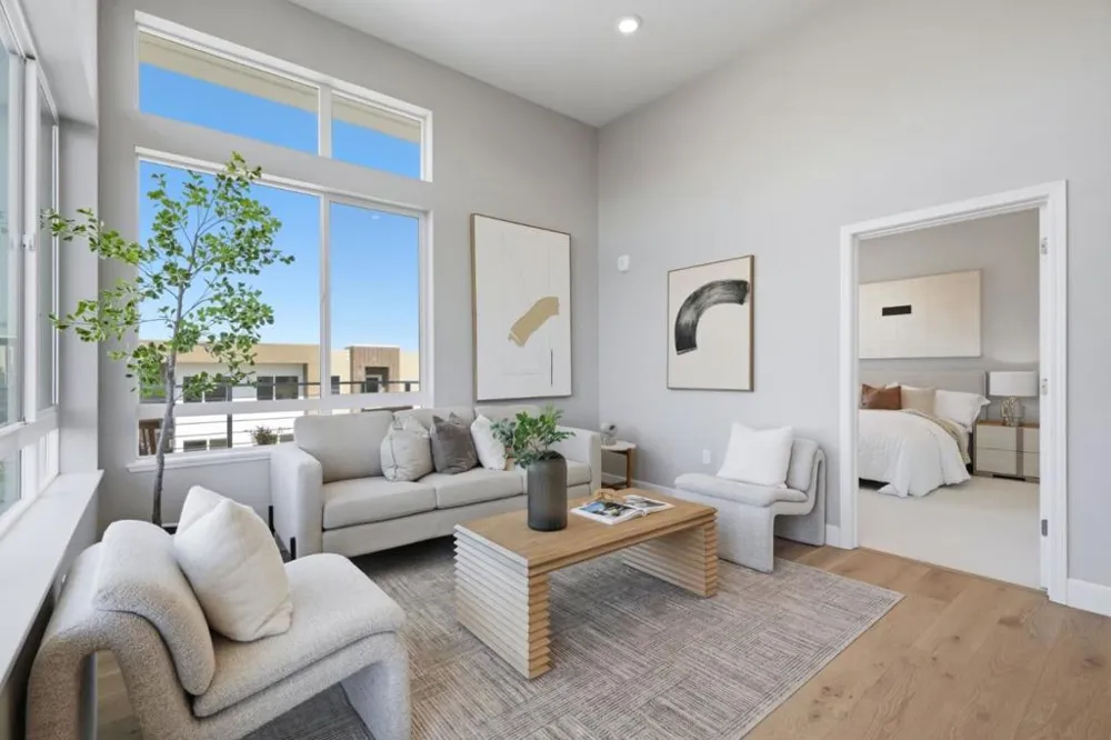 287 Llano De Los Robles Avenue #9 San Jose, CA 95136