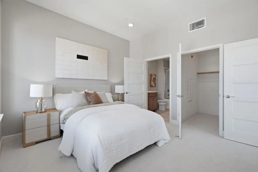 287 Llano De Los Robles Avenue #9 San Jose, CA 95136