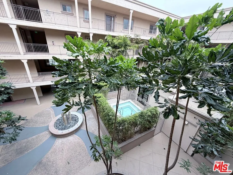 8238 W Manchester Avenue #308 Playa del Rey, CA 90293