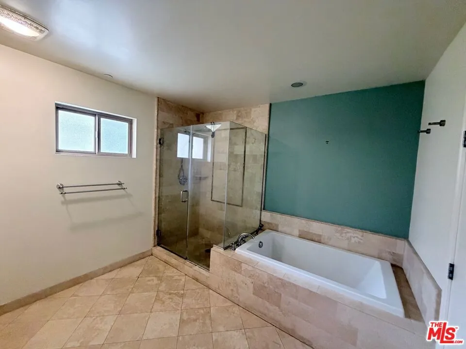 8238 W Manchester Avenue #308 Playa del Rey, CA 90293