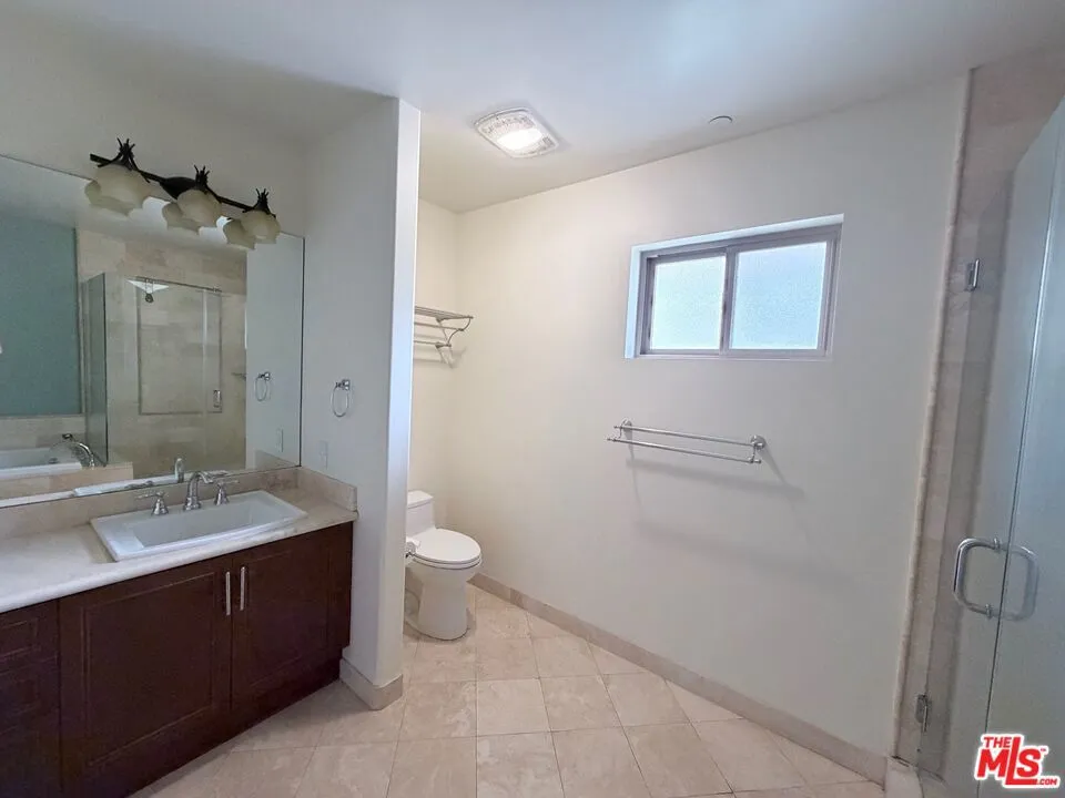 8238 W Manchester Avenue #308 Playa del Rey, CA 90293