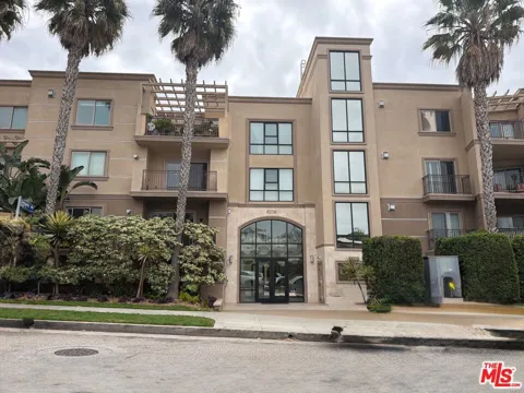 8238 W Manchester Avenue #308