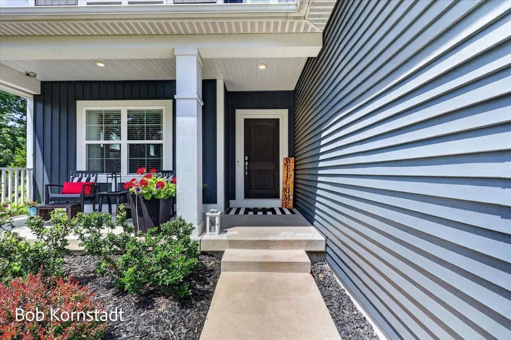 8059 Buttrick Ridge Trail SE Alto, MI 49302