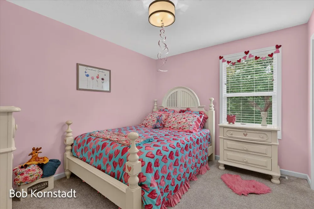 8059 Buttrick Ridge Trail SE Alto, MI 49302
