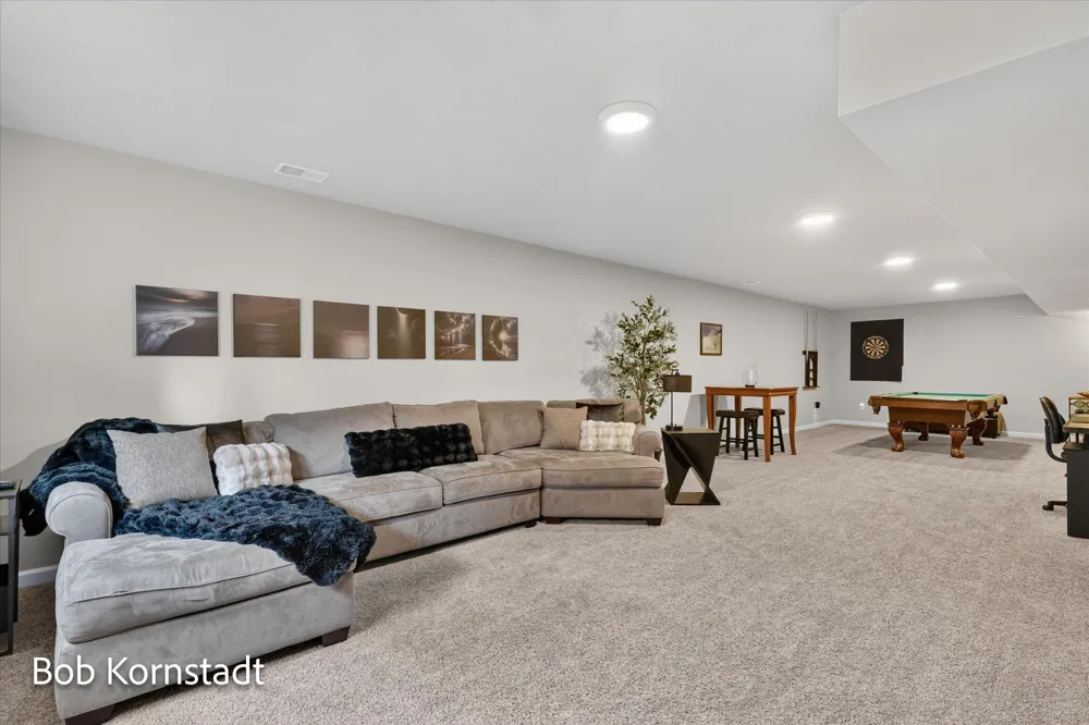 8059 Buttrick Ridge Trail SE Alto, MI 49302
