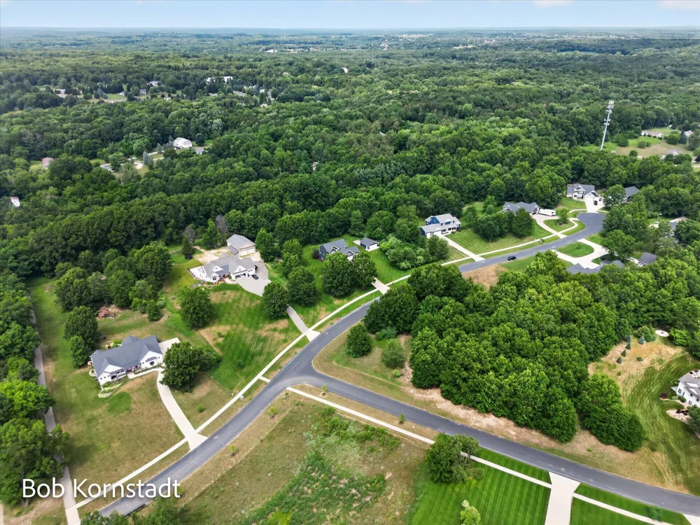 8059 Buttrick Ridge Trail SE Alto, MI 49302