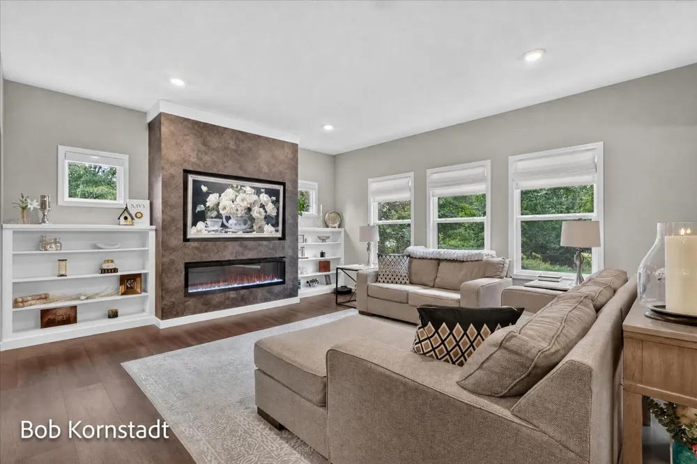 8059 Buttrick Ridge Trail SE Alto, MI 49302