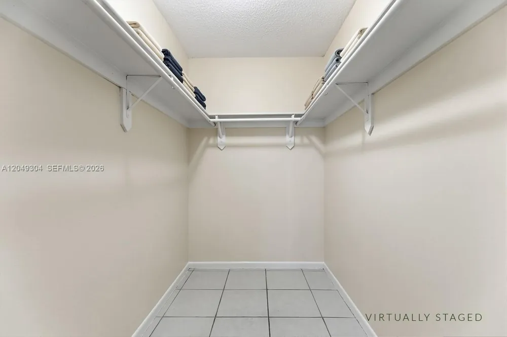 10425 SW 112th Ave #302 Miami, FL 33176
