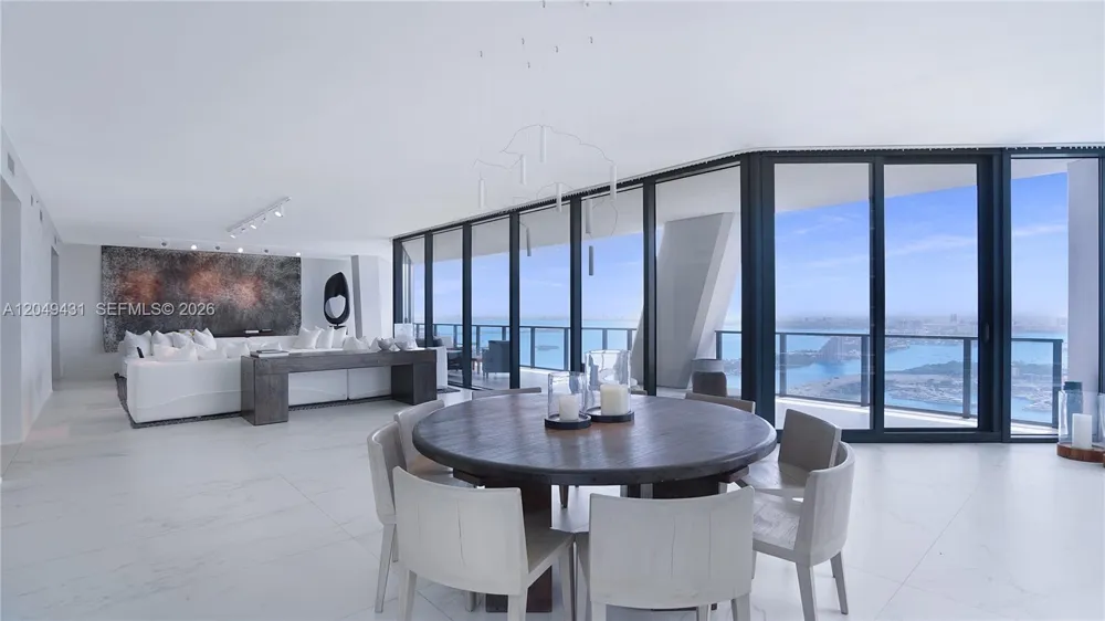 1000 Biscayne Blvd #4401 Miami, FL 33132