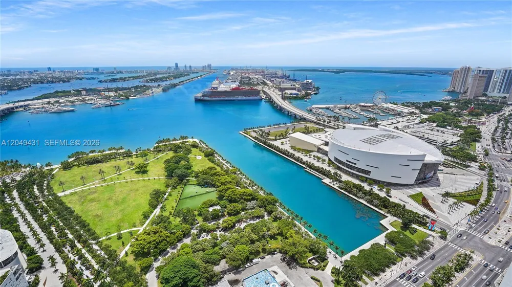 1000 Biscayne Blvd #4401 Miami, FL 33132