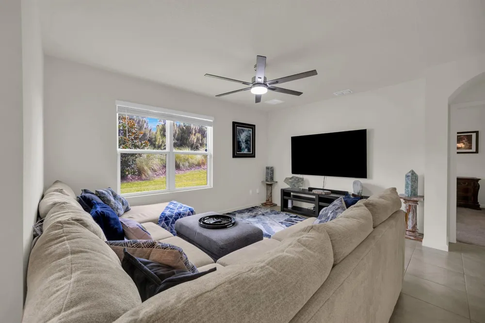 5312 Amusement Avenue Fort Pierce, FL 34947