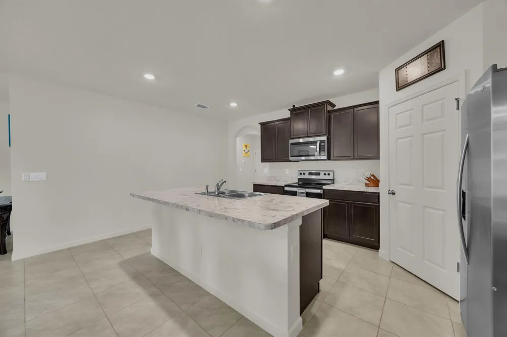 5312 Amusement Avenue Fort Pierce, FL 34947