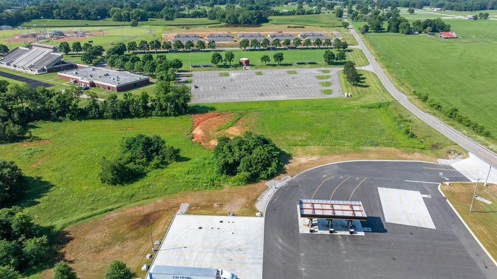 4300 Lafayette Rd Hopkinsville, KY 42240