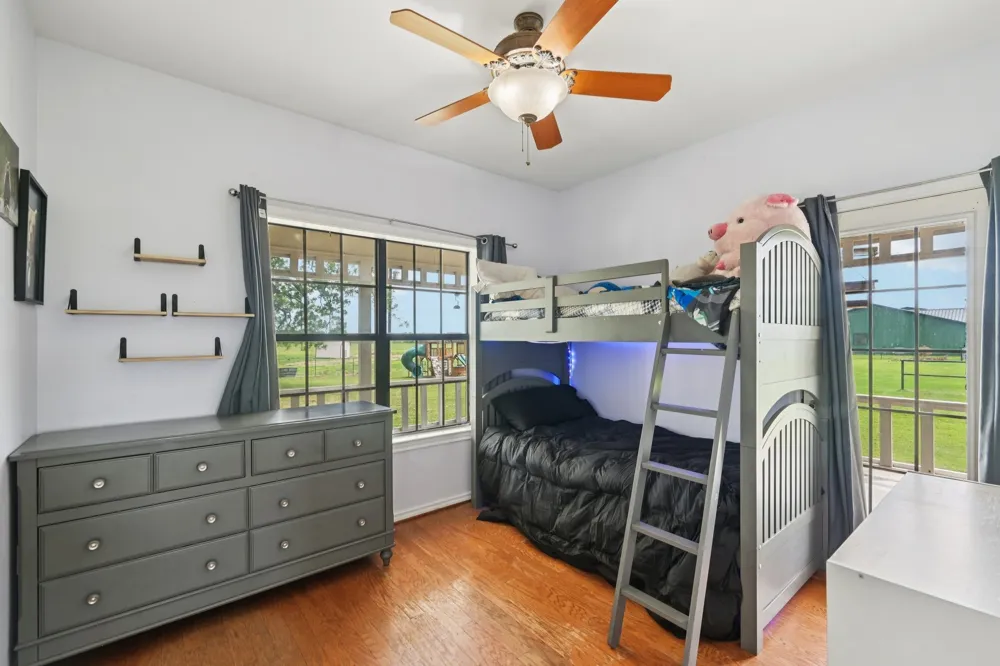 1143 RS County Road 2300 Emory, TX 75440