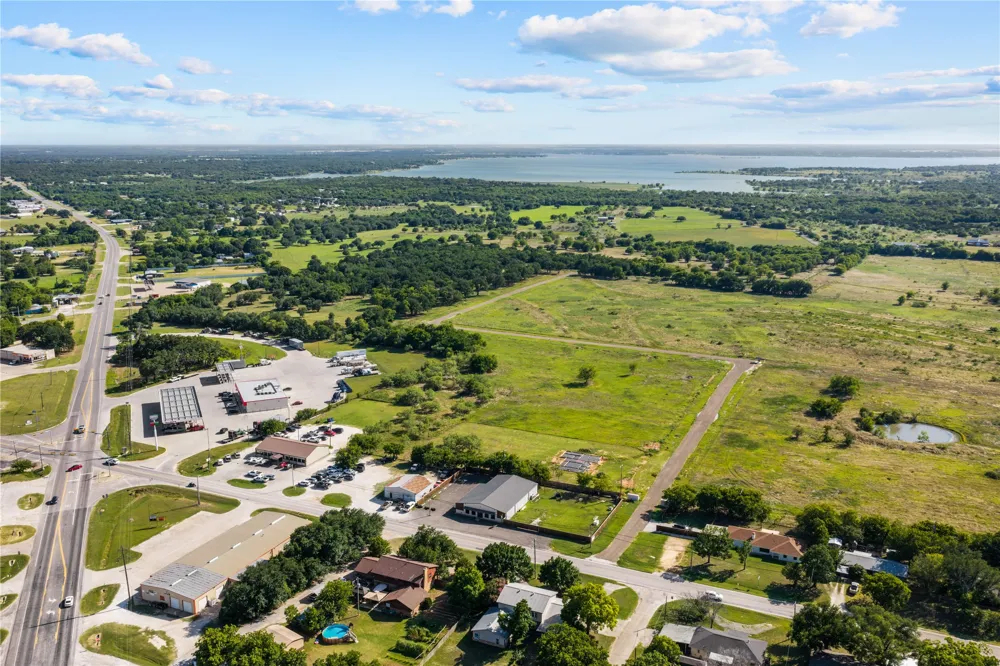Lakewood Drive Whitney, TX 76692