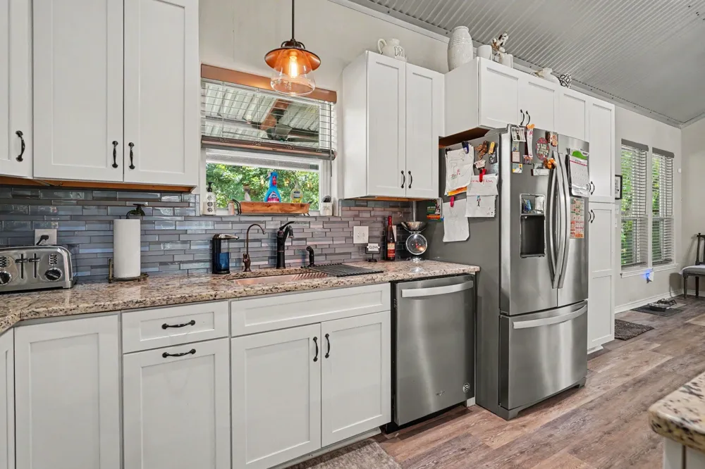 125 Rolling Hills Boulevard Alvord, TX 76225