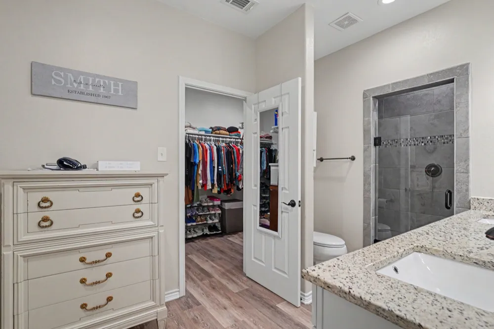 125 Rolling Hills Boulevard Alvord, TX 76225