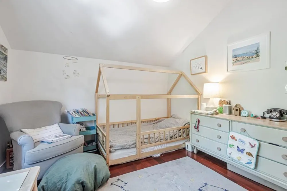 252 Blakewood Way Redwood City, CA 94062