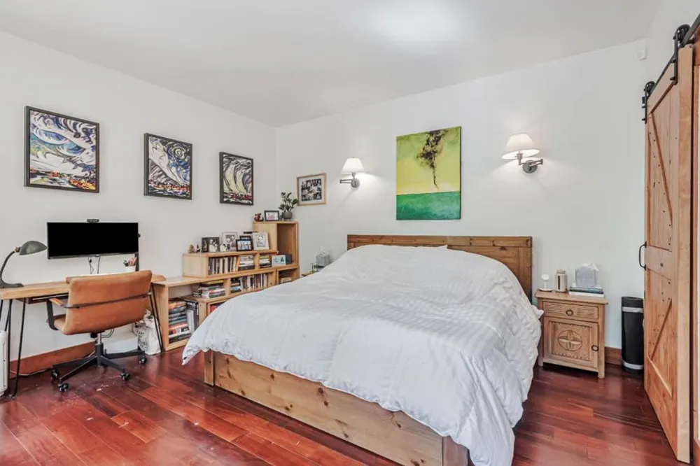 252 Blakewood Way Redwood City, CA 94062
