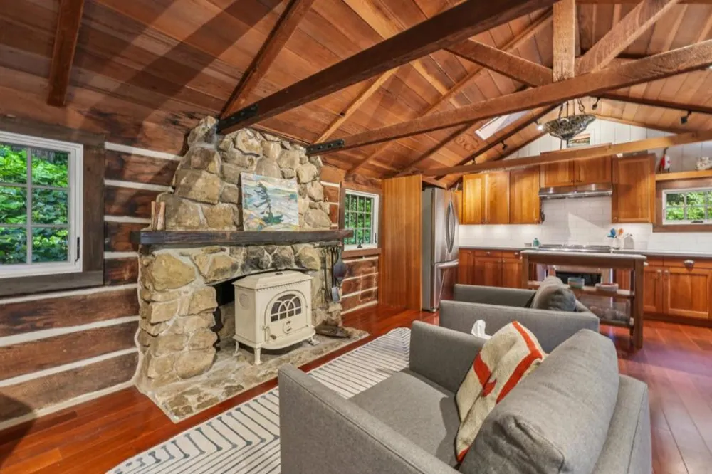 252 Blakewood Way Redwood City, CA 94062