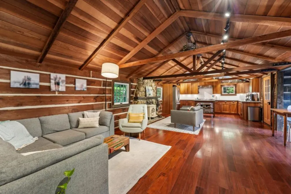 252 Blakewood Way Redwood City, CA 94062