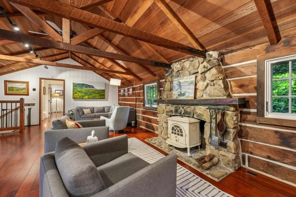 252 Blakewood Way Redwood City, CA 94062