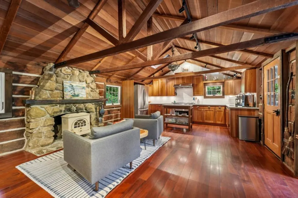252 Blakewood Way Redwood City, CA 94062