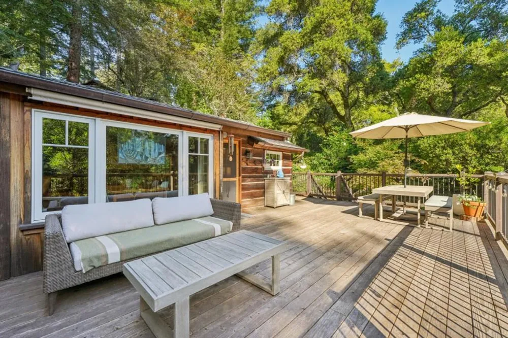 252 Blakewood Way Redwood City, CA 94062