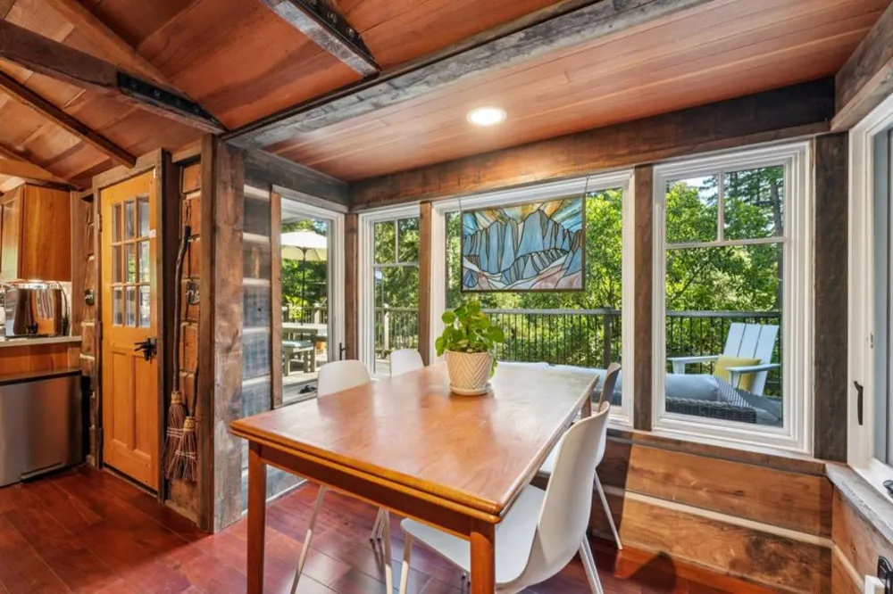 252 Blakewood Way Redwood City, CA 94062