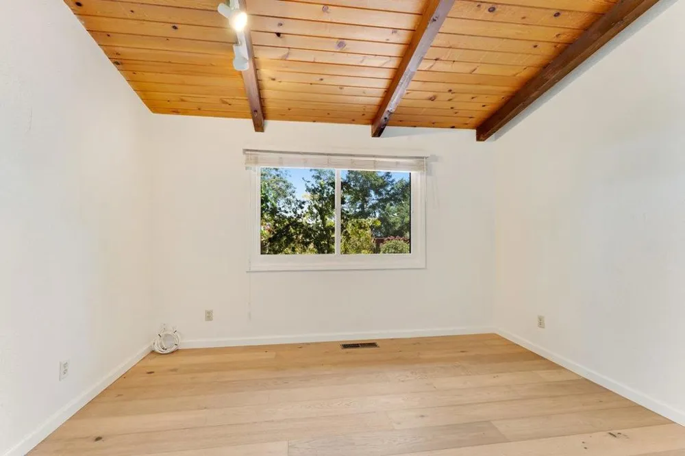 27255 Loma Prieta Way Los Gatos, CA 95033