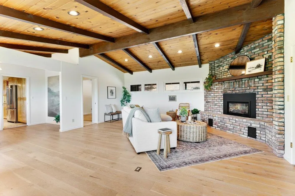 27255 Loma Prieta Way Los Gatos, CA 95033