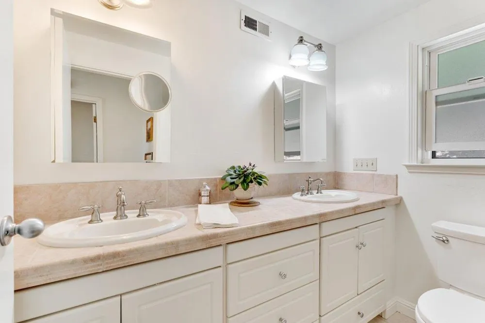 27255 Loma Prieta Way Los Gatos, CA 95033