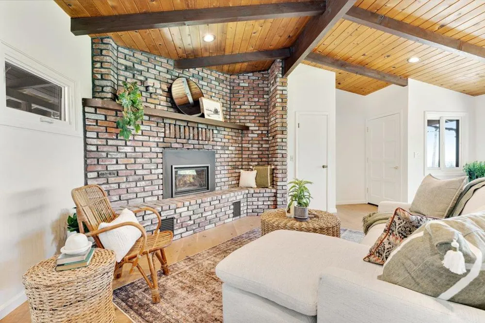 27255 Loma Prieta Way Los Gatos, CA 95033