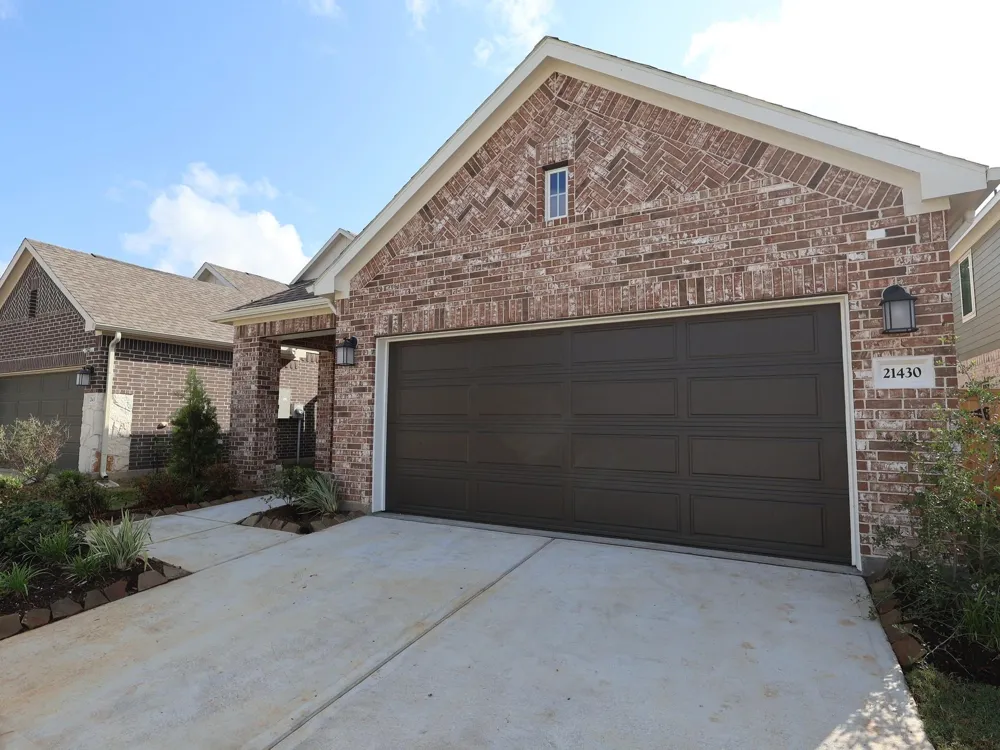 21430 Jacaranda Blossom Way Tomball, TX 77377