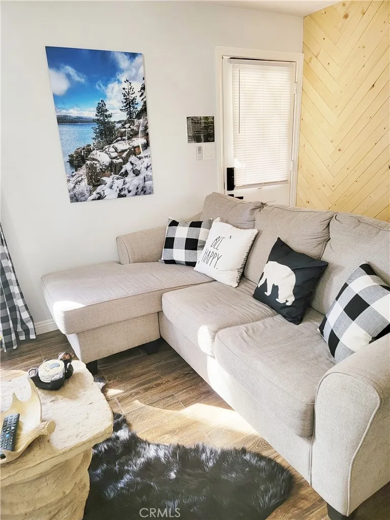 541 Timber Lane Big Bear Lake, CA 92315