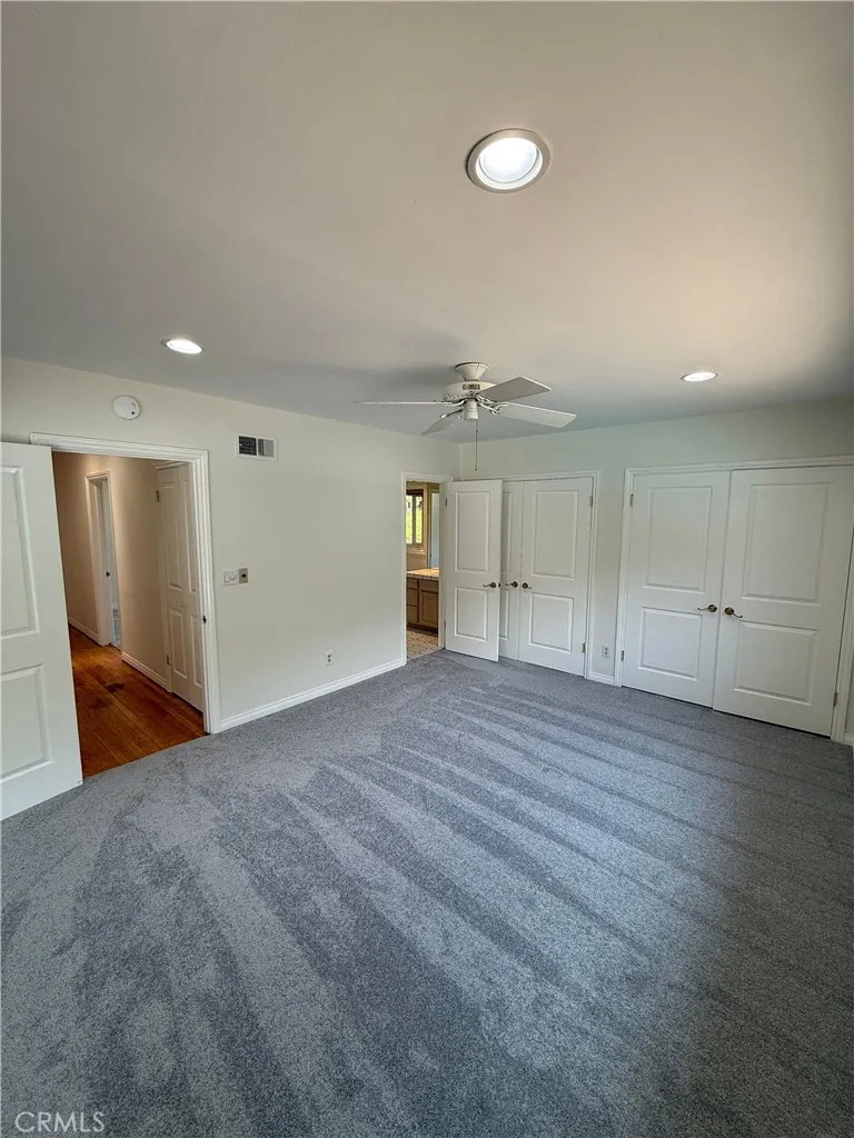 18836 La Amistad Tarzana, CA 91356