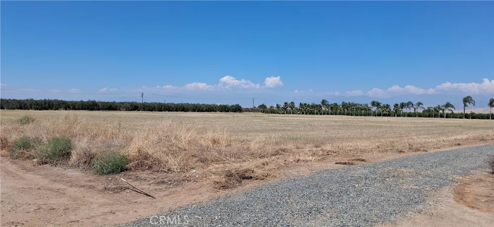 Rd 224 Ducor, CA 93218