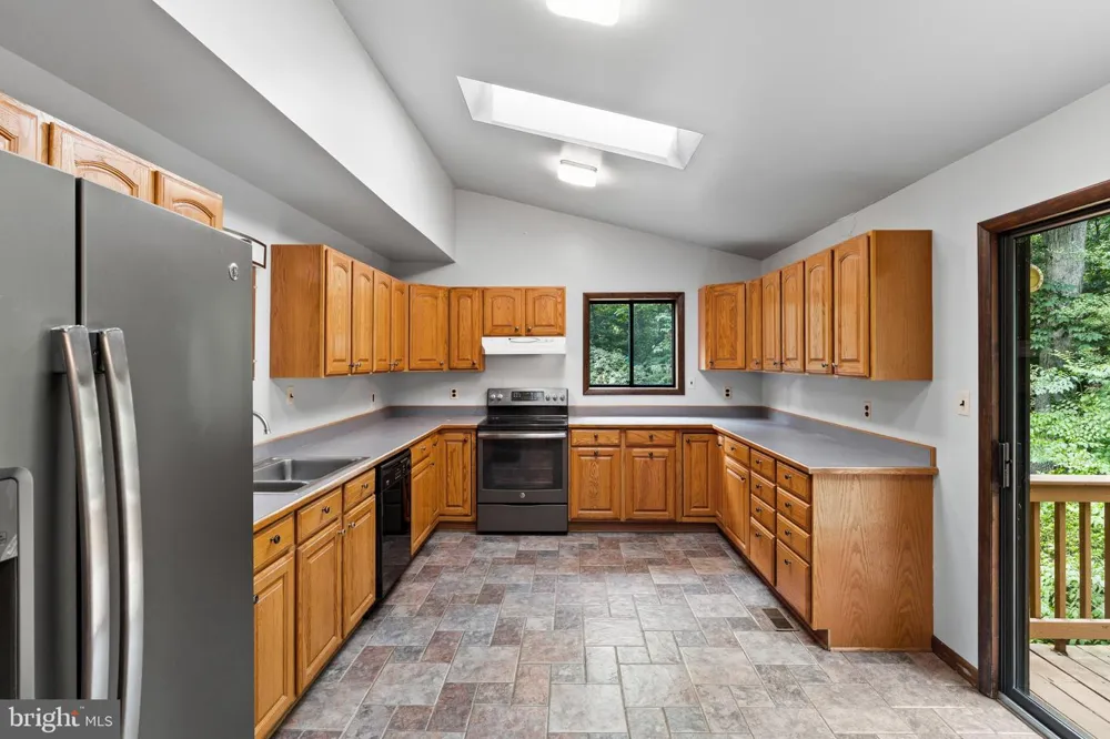 783 SONNE DRIVE Annapolis, MD 21401