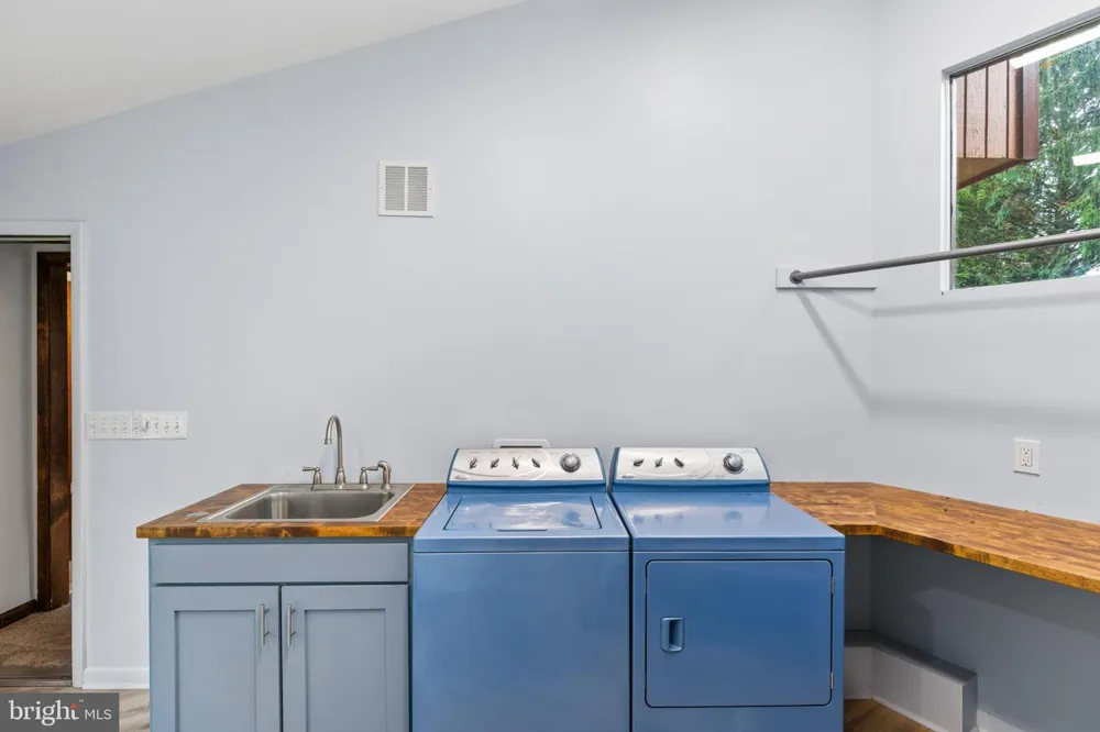 783 SONNE DRIVE Annapolis, MD 21401