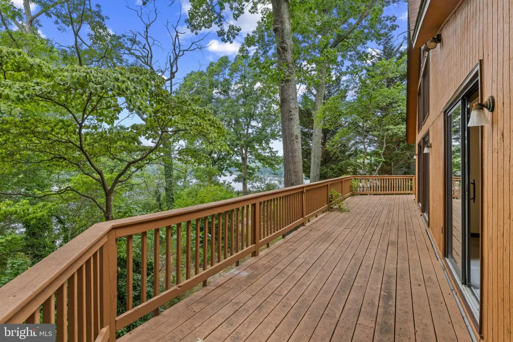 783 SONNE DRIVE Annapolis, MD 21401