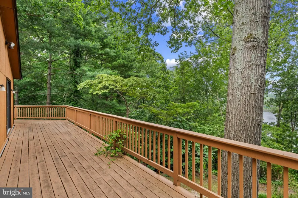 783 SONNE DRIVE Annapolis, MD 21401