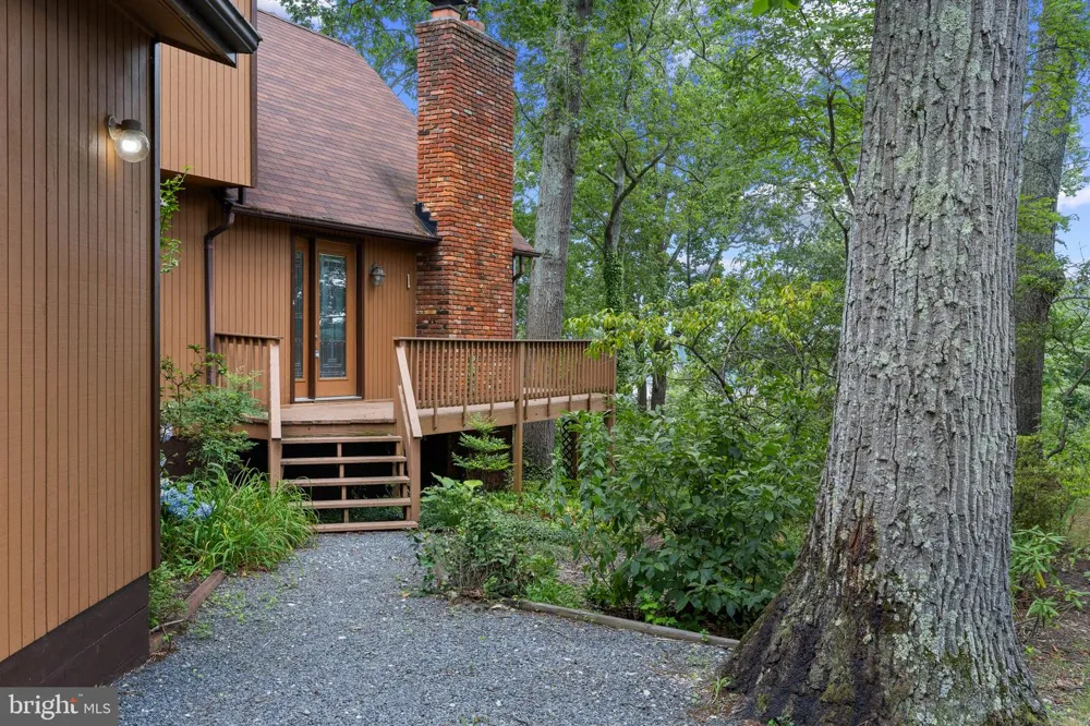 783 SONNE DRIVE Annapolis, MD 21401