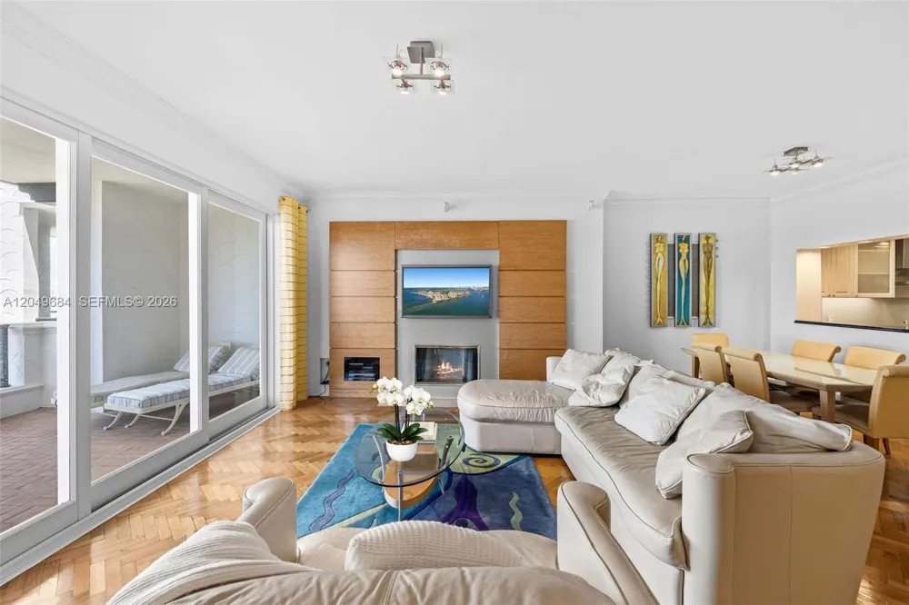 2432 Fisher Island Dr #5302 Miami Beach, FL 33109