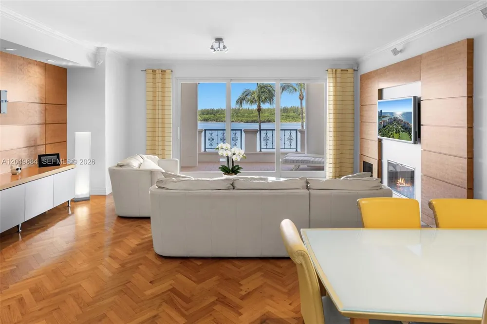 2432 Fisher Island Dr #5302 Miami Beach, FL 33109