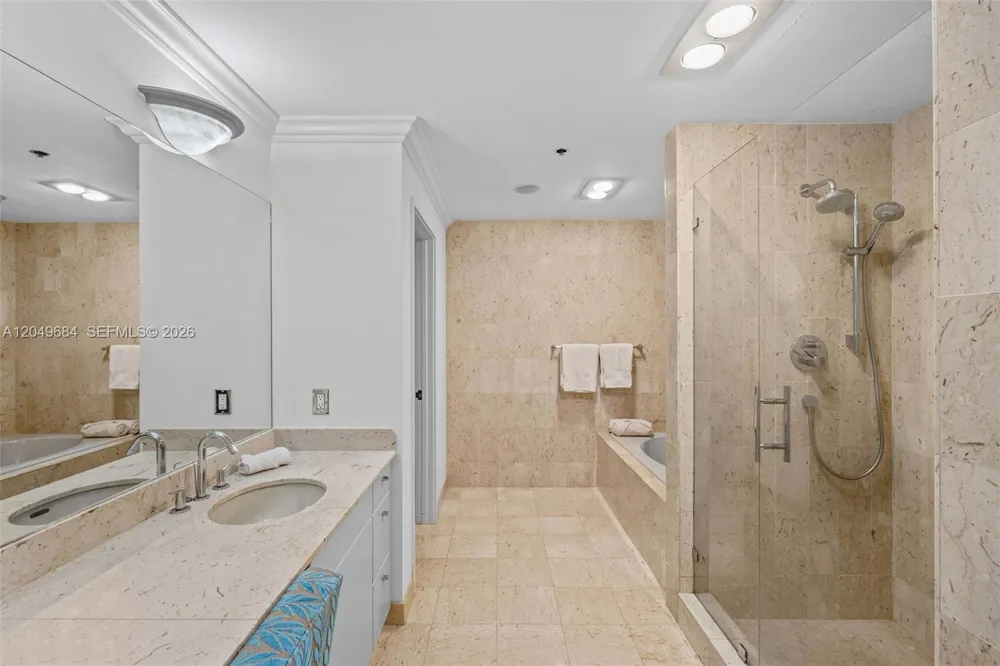 2432 Fisher Island Dr #5302 Miami Beach, FL 33109