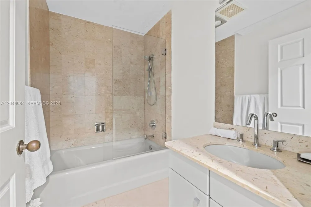 2432 Fisher Island Dr #5302 Miami Beach, FL 33109