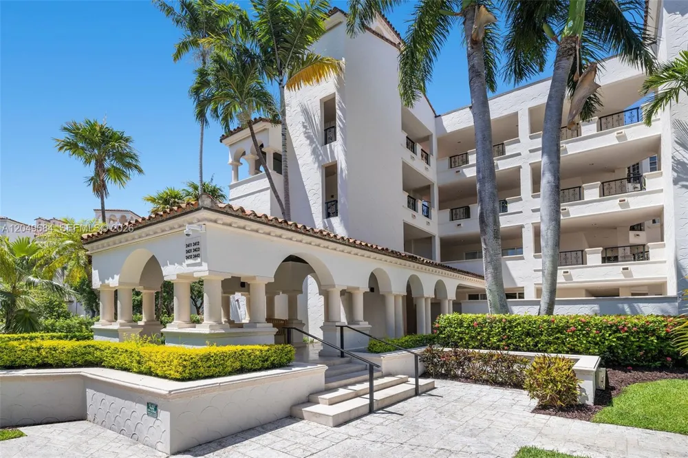 2432 Fisher Island Dr #5302 Miami Beach, FL 33109